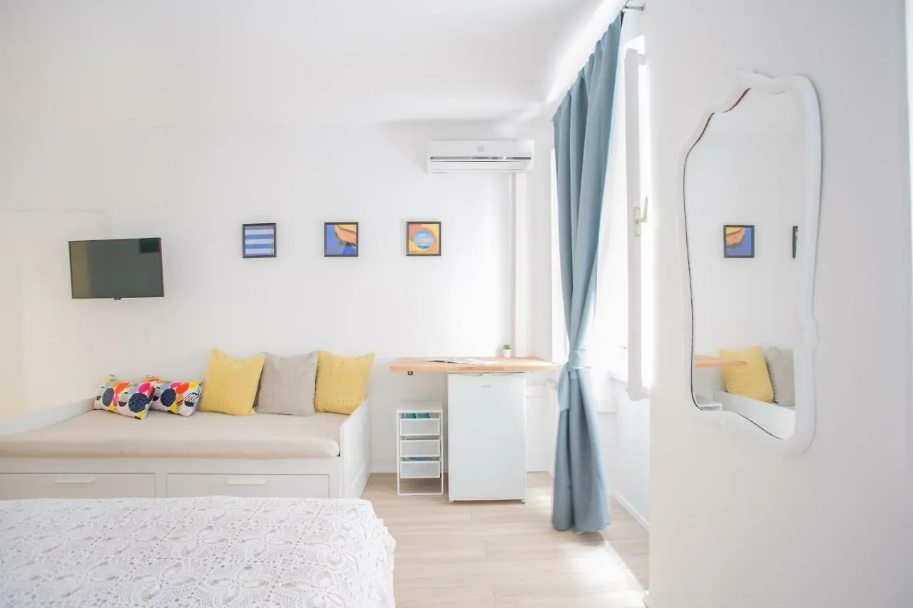 Guest House Mendi Trogir